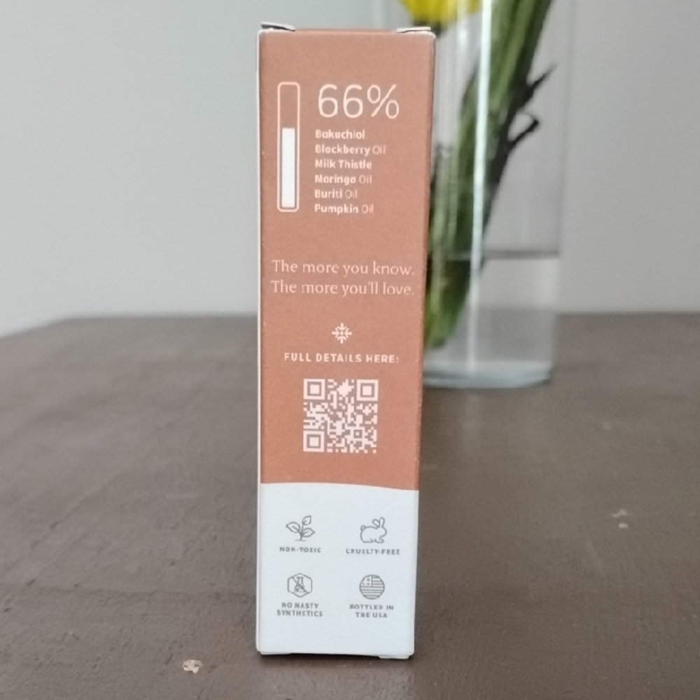 3% Bakuchiol Brightening Serum - White & Copper - Picture 3 of 6